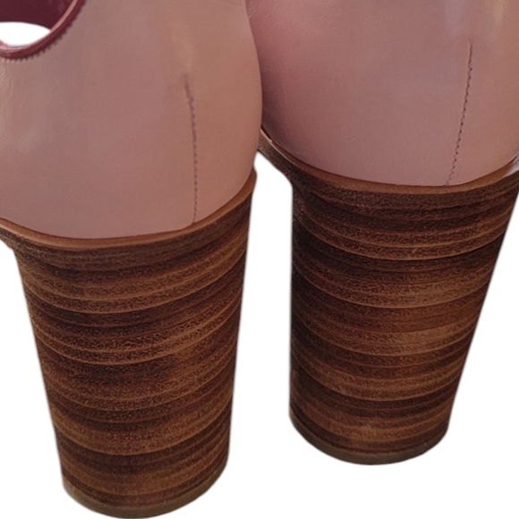 LOUIS VUITTON Sandle with Buckle Strap - Size 41 - US 11 - Picture 6 of 9